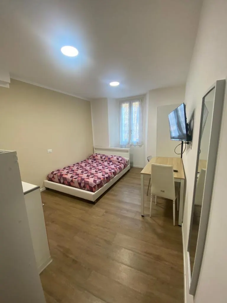 Apartment La Stanza Di Cavour 2 Piano No Ascensore Pavia